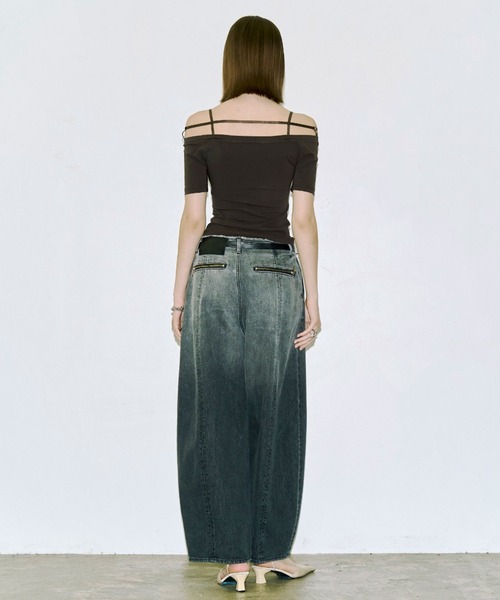 JOSE MOON（ジョゼムーン）の「STRAP OFFSHOULDER/ストラップオフショルダー（Tシャツ/カットソー・レディース・ブラック/ホワイト/ブラウン・FREE）」の13枚目の写真