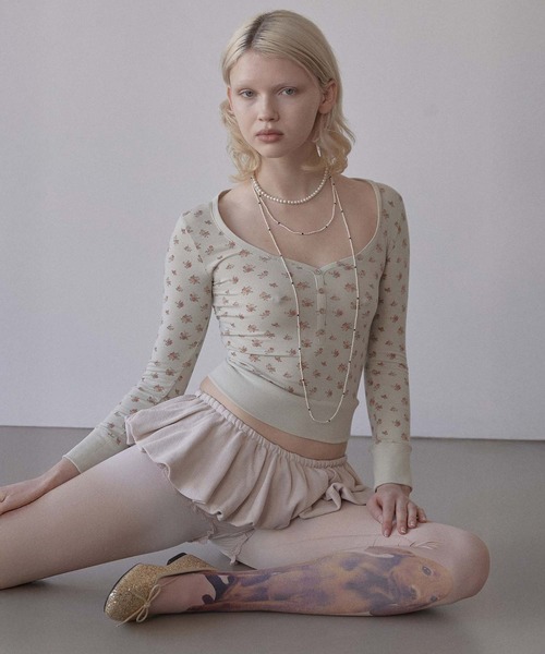 【SCULPTOR】フローラルコテージボタン ヘンリー Floral Cottage Button Henley(Tシャツ/カットソー)|SCULPTOR