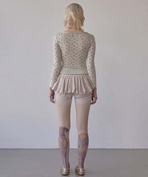 SCULPTOR（スカルプター）の「Floral Cottage Button Henley（Tシャツ/カットソー・レディース・ベージュ/ブルー・MEDIUM/SMALL）」の4枚目の写真