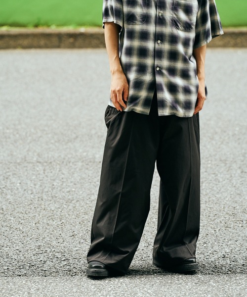 SUNNY SPORTS(サニースポーツ)の「SUNNY SPORTS / サニースポーツ LIGHT TWILL BAGGY PANTS ライトツイル バギーパンツ Aラインシルエット ワイドパンツ(その他パンツ・メンズ・チャコールグレー/ブラック・LARGE/MEDIUM)」の2枚目の写真
