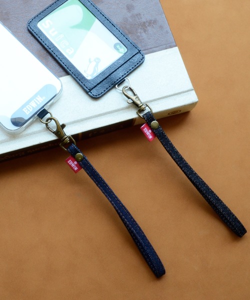 EDWIN（エドウィン）の「エドウィン [ハンドストラップ/タグデニム] スマホストラップ（スマホグッズ・メンズ・インディゴブルー/ブラック・ONE SIZE）」の7枚目の写真