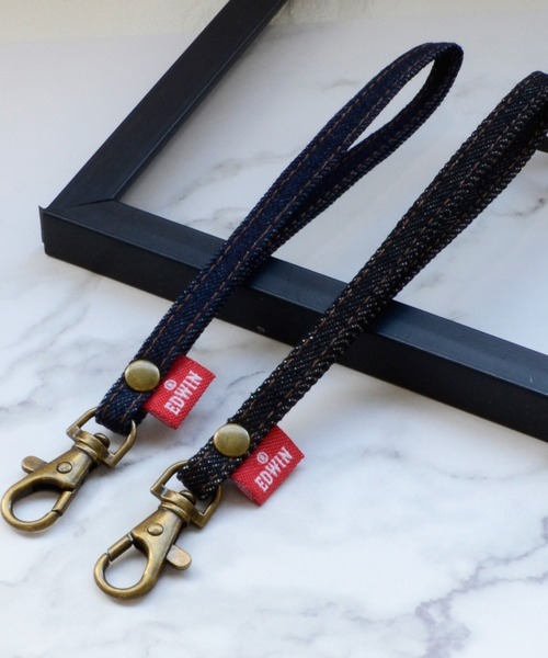 EDWIN（エドウィン）の「エドウィン [ハンドストラップ/タグデニム] スマホストラップ（スマホグッズ・メンズ・インディゴブルー/ブラック・ONE SIZE）」の5枚目の写真