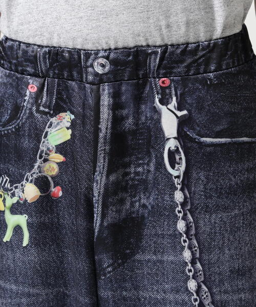 TALKING ABOUT THE ABSTRACTION/トーキングアバウトジ