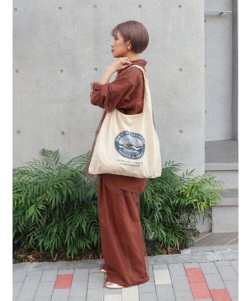 Ungrid（アングリッド）の「カラーロゴエコBAG（トートバッグ・レディース・ピンク/グリーン/ダークオレンジ/ブルー/アイボリー・FREE）」の16枚目の写真