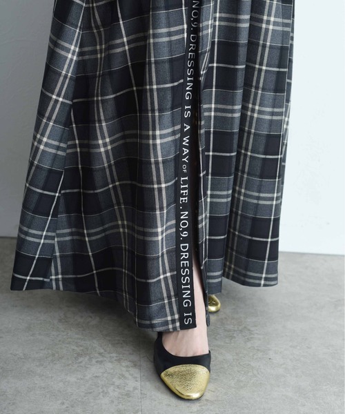 Eimee Law（エイミーロウ）の「スリットロゴチェックタックプリーツスカート（スカート・レディース・グレー/チャコールグレー/ブラウン・M）」の20枚目の写真