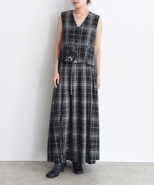 エイミーロウ　スリットロゴチェックタックプリーツスカート スリットロゴチェックタックプリーツスカート Eimee Law│Eimee Law