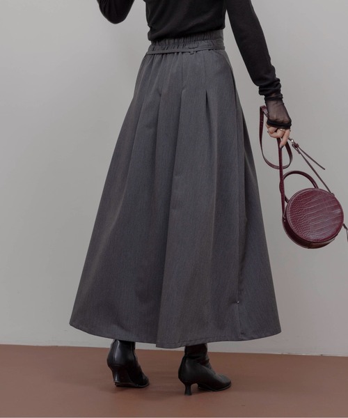 Eimee Law（エイミーロウ）の「スリットロゴチェックタックプリーツスカート（スカート・レディース・グレー/チャコールグレー/ブラウン・M）」の10枚目の写真