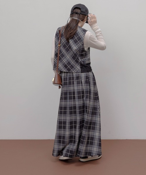 スリットロゴチェックタックプリーツスカート Eimee Law│Eimee Law