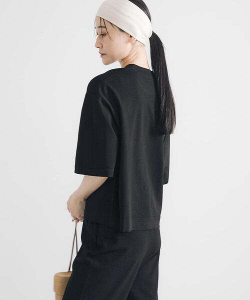 URBAN RESEARCH(アーバンリサーチ)の「ドライタッチハイゲージニットTシャツ(Tシャツ/カットソー・レディース・オフホワイト/ブラック・FREE)」の12枚目の写真