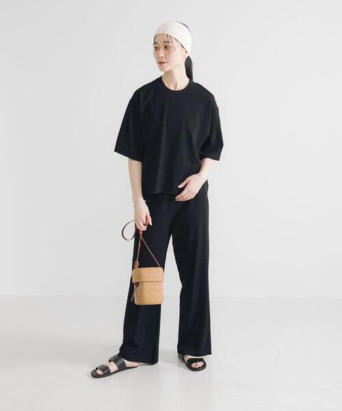 URBAN RESEARCH(アーバンリサーチ)の「ドライタッチハイゲージニットTシャツ(Tシャツ/カットソー・レディース・オフホワイト/ブラック・FREE)」の9枚目の写真