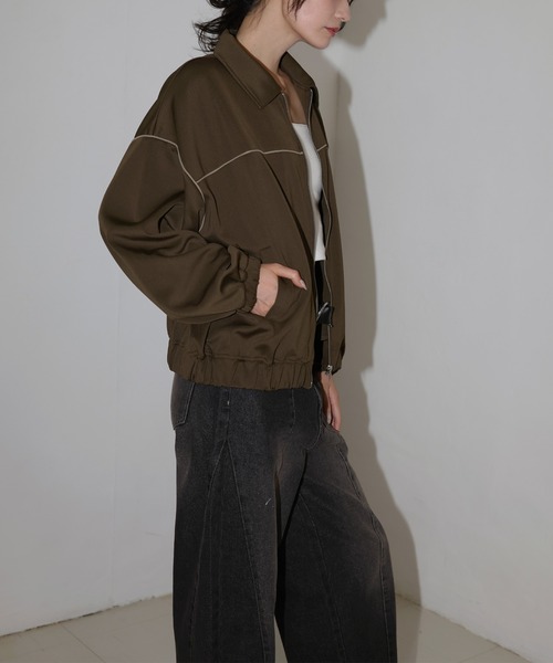 Mili affinity（ミリアフィニティー）の「ライン配色オーバーサイズジャージブルゾン（ブルゾン・レディース・ブラウン/カーキ・FREE）」の14枚目の写真
