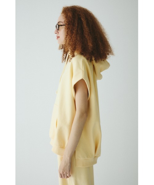 HeRIN.CYE(ヘリンドットサイ)の「Box cut hoodie ボックスカットフーディ(パーカー・レディース・ライトブラック/ライトイエロー・FREE)」の8枚目の写真