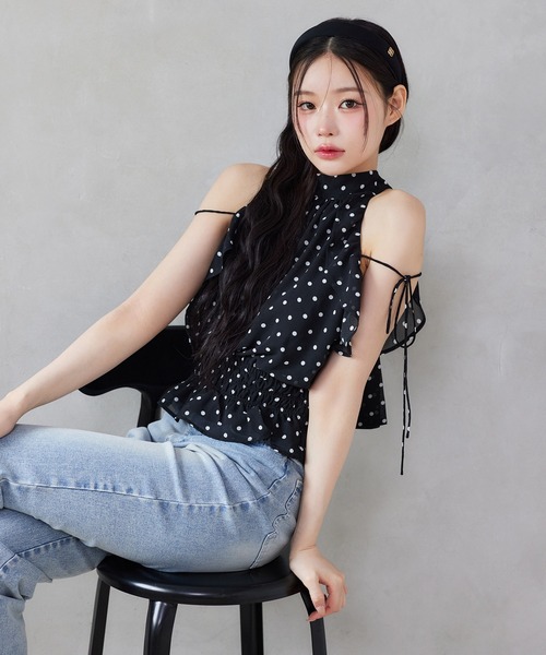 one after another NICE CLAUP(ワンアフターアナザーナイスクラップ)の「【再入荷/新色追加】アメスリバックリボンブラウス(シャツ/ブラウス・レディース・ベージュ/ドット/ブラック/ブラック系その他/ネイビー系・FREE)」の17枚目の写真