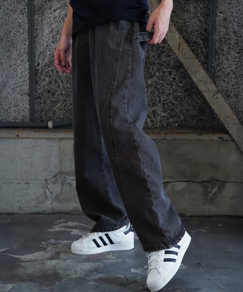 MDR（エムディアール）の「カーブシルエットペインターデニム（デニムパンツ・メンズ・ブラック/ネイビー・L/M）」の2枚目の写真