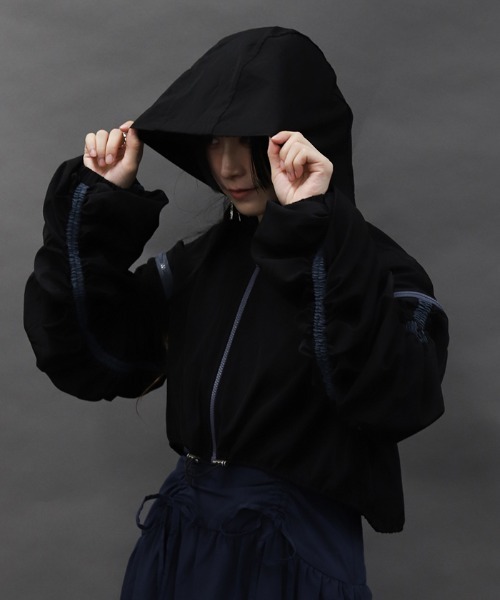 axes femme POETIQUE（アクシーズファムポエティック）の「ボリューム袖シアーブルゾン（その他アウター・レディース・ブルー/ホワイト/ブラック・MEDIUM）」の8枚目の写真