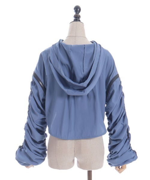 axes femme POETIQUE（アクシーズファムポエティック）の「ボリューム袖シアーブルゾン（その他アウター・レディース・ブルー/ホワイト/ブラック・MEDIUM）」の13枚目の写真