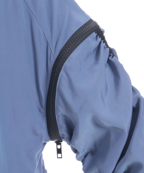 axes femme POETIQUE（アクシーズファムポエティック）の「ボリューム袖シアーブルゾン（その他アウター・レディース・ブルー/ホワイト/ブラック・MEDIUM）」の15枚目の写真