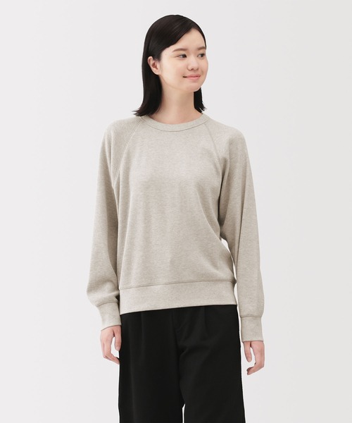 無印良品(ムジルシリョウヒン)の「婦人 ワッフル編みクルーネック長袖Tシャツ(Tシャツ/カットソー・レディース・キナリ/オートミール/ベージュ/ブラウン/ブラック/チャコールグレー・S/M/L/XL/XXL)」の6枚目の写真