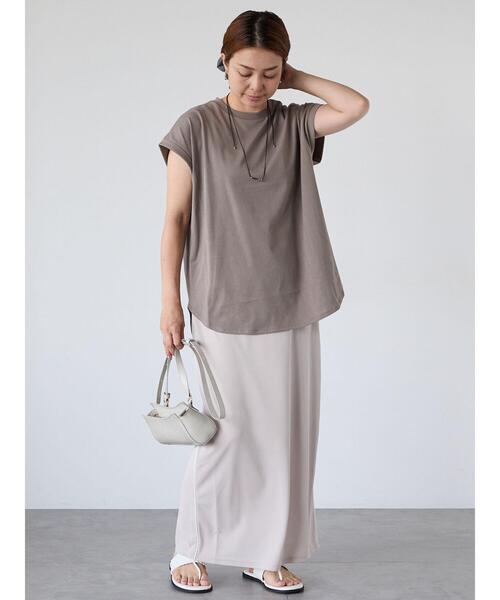 Lugnoncure(ルノンキュール)の「【接触冷感】フレンチ袖オーバートップス(Tシャツ/カットソー・レディース・オフホワイト/ブラック/グレー・F)」の10枚目の写真