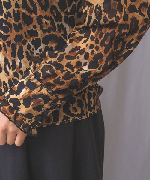 NARACAMICIE（ナラカミーチェ）の「【NARACAMICIE】ヒョウ柄フリル長袖ブラウス（シャツ/ブラウス・レディース・グレー/ブラウン・L/S/M）」の22枚目の写真