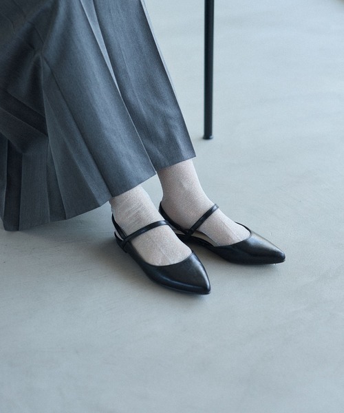 LEPSIM(レプシィム)の「ポインテッドフラットミュール 578015(パンプス・レディース・ガンメタ/ブラック・LARGE/MEDIUM)」の2枚目の写真