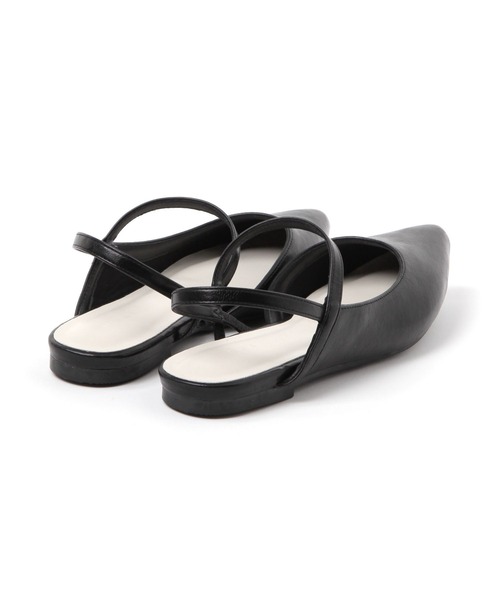 LEPSIM(レプシィム)の「ポインテッドフラットミュール 578015(パンプス・レディース・ガンメタ/ブラック・LARGE/MEDIUM)」の5枚目の写真