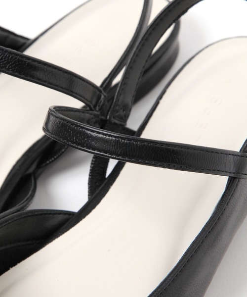 LEPSIM(レプシィム)の「ポインテッドフラットミュール 578015(パンプス・レディース・ガンメタ/ブラック・LARGE/MEDIUM)」の8枚目の写真