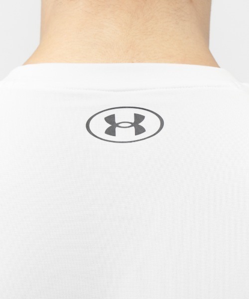 UNDER ARMOUR（アンダーアーマー）の「【別注】アンダーアーマー  UAテック ロゴ グラフィック ロングスリーブ Tシャツ 限定コラボ（Tシャツ/カットソー・メンズ・ブラック/ブルー/ホワイト・S/M/L/LL/3L）」の9枚目の写真