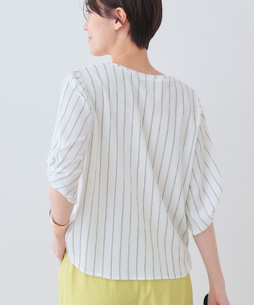 INDIVI（インディヴィ）の「【洗える】タックデザインスリーブ ジャージトップス（Tシャツ/カットソー・レディース・ブラック/イエロー系その他/ブルーグリーン/ホワイト系3・05/13/38/15 ）」の18枚目の写真