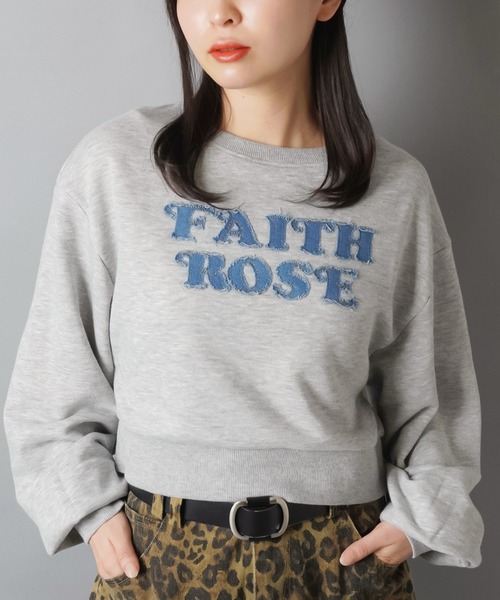 SPINNS（スピンズ）の「旬見え☆デニム貼り付けロゴショートスウェット（スウェット・レディース・ブラック/レッド/オートミール/杢グレー・ONESIZE）」の7枚目の写真