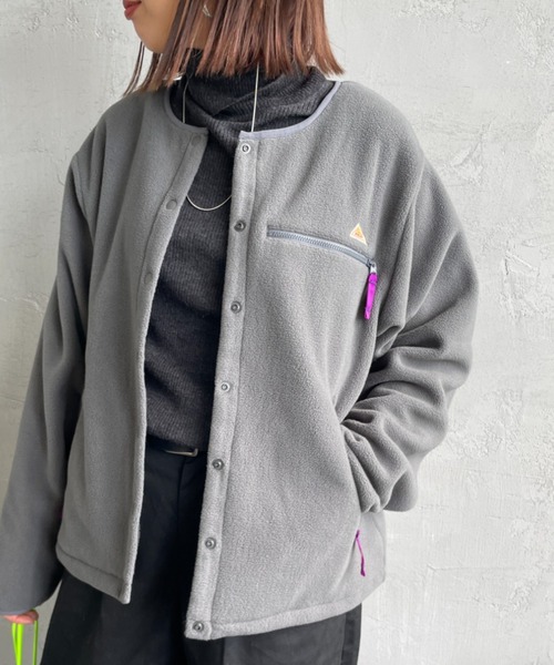 KELTY（ケルティ）の「[KELTY/ケルティ] 別注 クルーネック フリースカーディガン（ノーカラージャケット・レディース・チャコールグレー/ブルー/アイボリー・S/M）」の2枚目の写真