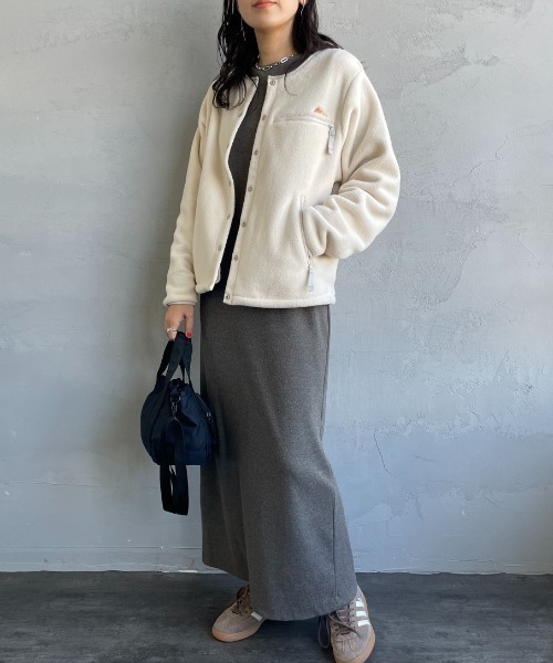 KELTY（ケルティ）の「[KELTY/ケルティ] 別注 クルーネック フリースカーディガン（ノーカラージャケット・レディース・チャコールグレー/ブルー/アイボリー・S/M）」の4枚目の写真