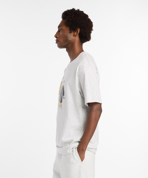 NEW BALANCE(ニューバランス)の「Athletics ネバーエイジショートスリーブTシャツ(Tシャツ/カットソー・メンズ・ブラック/ライトグレー・SMALL/MEDIUM/LARGE/X-LARGE/XX-LARGE)」の10枚目の写真