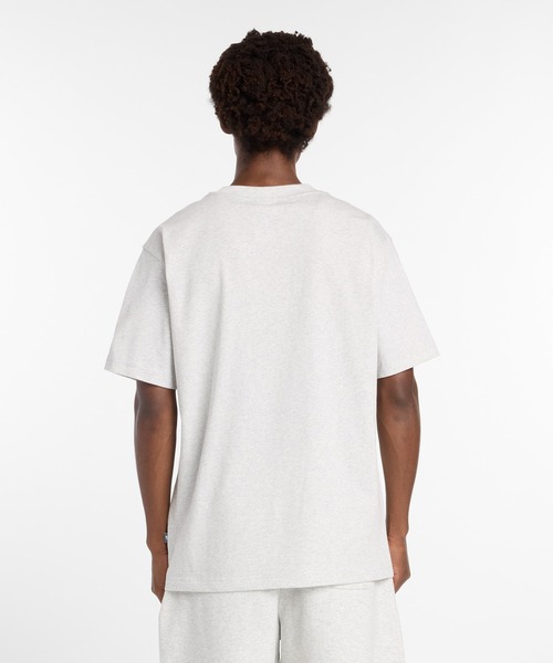 NEW BALANCE(ニューバランス)の「Athletics ネバーエイジショートスリーブTシャツ(Tシャツ/カットソー・メンズ・ブラック/ライトグレー・SMALL/MEDIUM/LARGE/X-LARGE/XX-LARGE)」の8枚目の写真