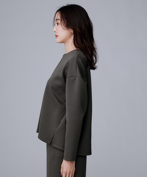 UNTITLED（アンタイトル）の「【セットアップ可/洗える】ダンボールジャージ プルオーバー（Tシャツ/カットソー・レディース・チャコールグレー/アイボリー/ブラック・44/04/02/00/50/48）」の20枚目の写真