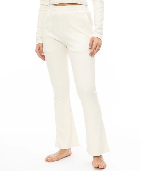 BILLABONG(ビラボン)の「【BILLABONG/ビラボン】24AW FLAR LEGGINGS LONG PANTS/フレアレギパン(レギンスパンツ)(スウェットパンツ・レディース・ライトピンク/ブラック/ホワイト/ライトグリーン・MEDIUM/LARGE)」の1枚目の写真