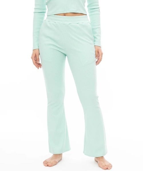BILLABONG(ビラボン)の「【BILLABONG/ビラボン】24AW FLAR LEGGINGS LONG PANTS/フレアレギパン(レギンスパンツ)(スウェットパンツ・レディース・ライトピンク/ブラック/ホワイト/ライトグリーン・MEDIUM/LARGE)」の11枚目の写真