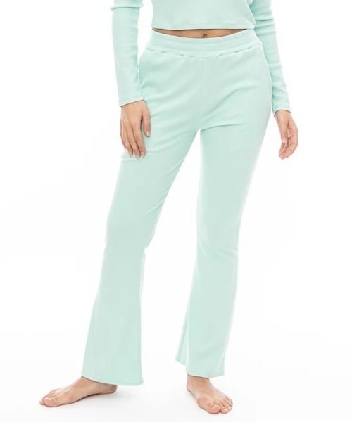 BILLABONG(ビラボン)の「【BILLABONG/ビラボン】24AW FLAR LEGGINGS LONG PANTS/フレアレギパン(レギンスパンツ)(スウェットパンツ・レディース・ライトピンク/ブラック/ホワイト/ライトグリーン・MEDIUM/LARGE)」の13枚目の写真