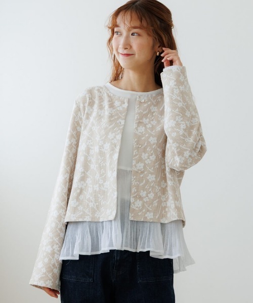 flower(フラワー)の「ランピーフローラルトップ(Tシャツ/カットソー・レディース・ブラック/ベージュ・FREE)」の2枚目の写真