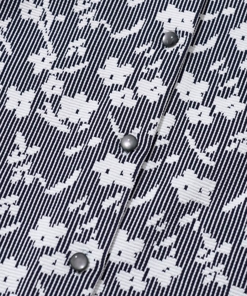 flower(フラワー)の「ランピーフローラルトップ(Tシャツ/カットソー・レディース・ブラック/ベージュ・FREE)」の22枚目の写真