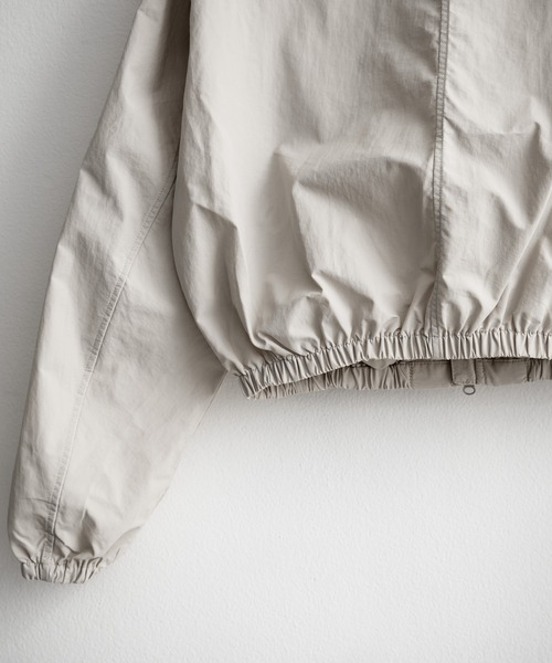 【THE NORTH FACE】現行タグ　ホワイトレーベル　ショート丈ジャケット ショート丈 THE NORTH FACE WHITE LABEL(ザノースフェイス ホワイト