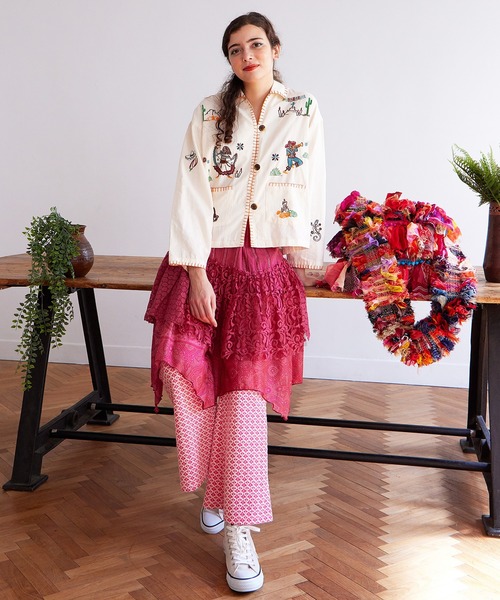 チャイハネ（チャイハネ）の「【チャイハネ】ベラディア刺繍シャツ（シャツ/ブラウス・レディース・ブラウン/ホワイト・FREE）」の4枚目の写真