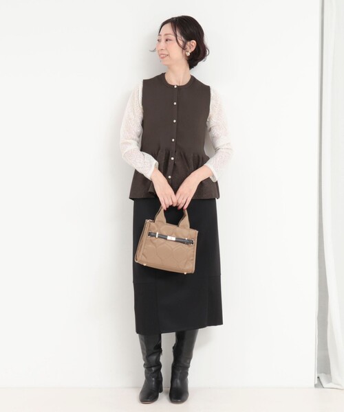 MICO COULIER（ミコクリエ）の「裾ペプラム前開きニットジレ（ニット/セーター・レディース・ネイビー/ブラウン/レッド・38）」の17枚目の写真