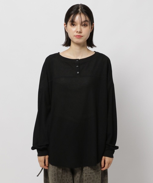 niko and...(ニコアンド)の「2WAYネックワッフルプルオーバー(Tシャツ/カットソー・レディース・ブラック/チャコール/アイボリー・FREE)」の19枚目の写真