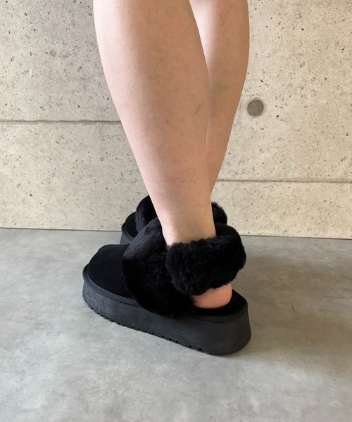 本革/スエード/厚底/4.5cm】シープファーボリュームサンダル ALL BLACK