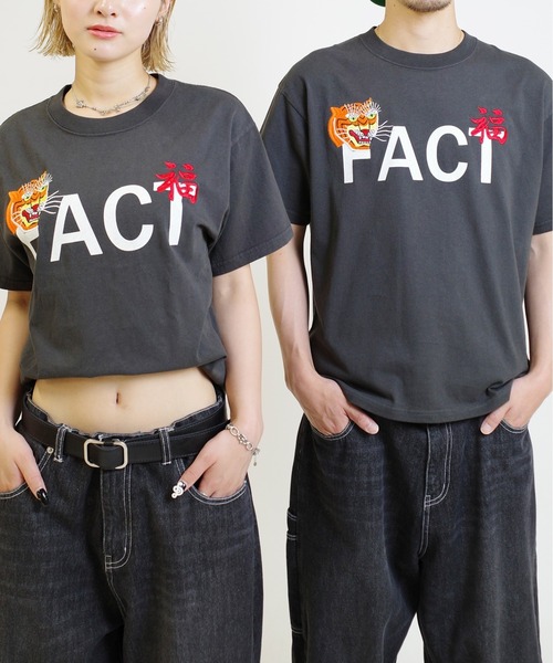 WHO'S WHO gallery（フーズフーギャラリー）の「【Sourcream/サワークリーム】虎刺繍ベトナムグラフィックT（Tシャツ/カットソー・レディース・ホワイト/チャコールグレー・SMALL/LARGE/MEDIUM）」の3枚目の写真