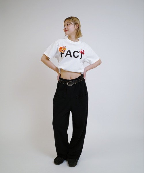 WHO'S WHO gallery（フーズフーギャラリー）の「【Sourcream/サワークリーム】虎刺繍ベトナムグラフィックT（Tシャツ/カットソー・レディース・ホワイト/チャコールグレー・SMALL/LARGE/MEDIUM）」の11枚目の写真