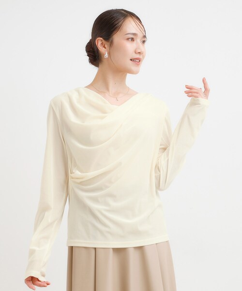 Cutie Blonde（キューティーブロンド）の「【S-LL】ベロア調ドレープデザインカットソー（Tシャツ/カットソー・レディース・ブラウン系その他/オフホワイト/チャコールグレー・01/02/03/04）」の4枚目の写真