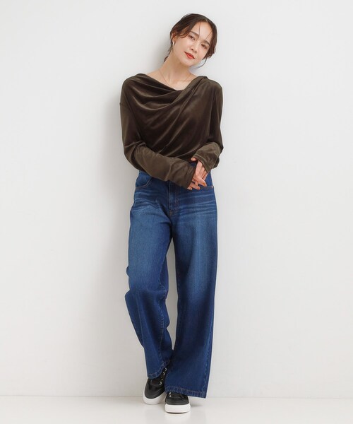 Cutie Blonde（キューティーブロンド）の「【S-LL】ベロア調ドレープデザインカットソー（Tシャツ/カットソー・レディース・ブラウン系その他/オフホワイト/チャコールグレー・01/02/03/04）」の14枚目の写真