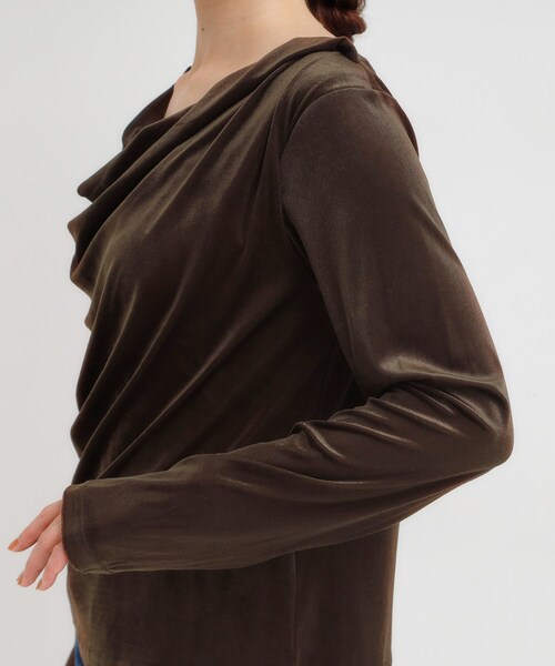 Cutie Blonde（キューティーブロンド）の「【S-LL】ベロア調ドレープデザインカットソー（Tシャツ/カットソー・レディース・ブラウン系その他/オフホワイト/チャコールグレー・01/02/03/04）」の20枚目の写真